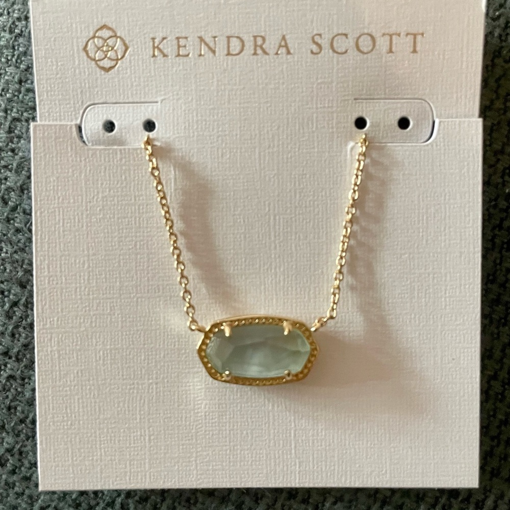 Kendra Scott Necklace